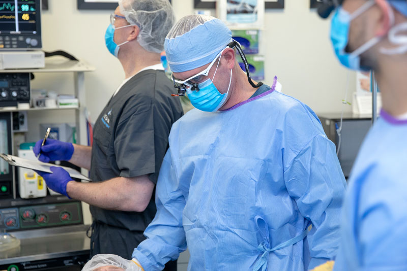 oral surgeon performing dental procedure Peabody, MA